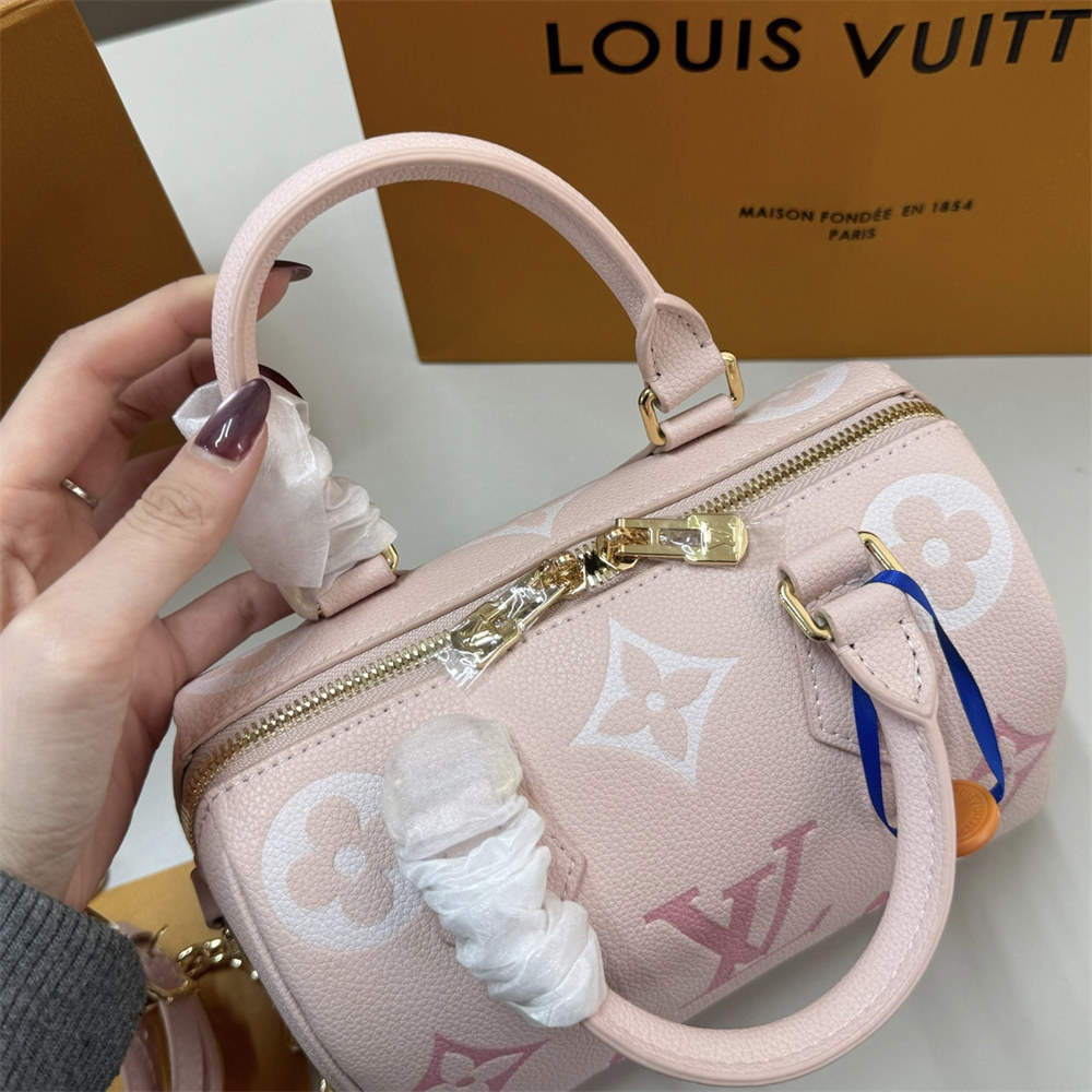 High qulaity handbag speedy size:20*14cm LOV #30963 - Image 4