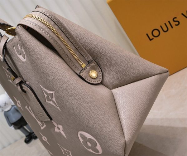 Top quality leather Tote bag size:34*24*15cm LOV #30967