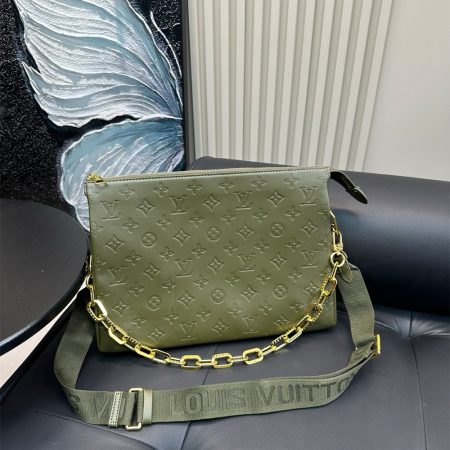 High qulaity sneaker & shoulder bag & T-shirt set free shipping GUI #30969 - Image 4