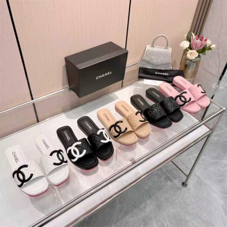 High quality slipper for women size:5-11 with box CHL #30976 - Image 2
