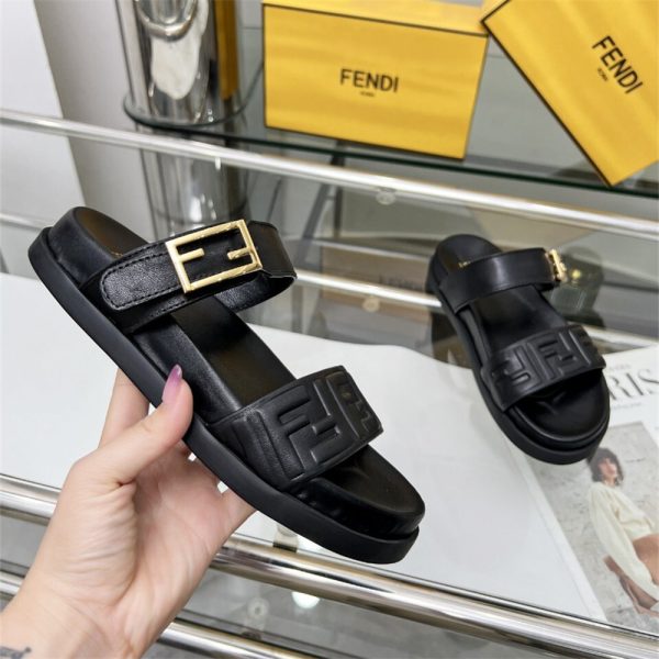 High quality slipper for women size:5-12 with box FEI #30982