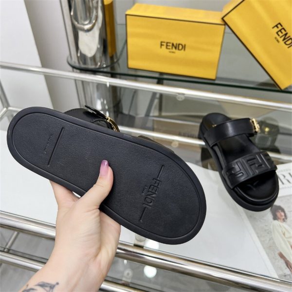 High quality slipper for women size:5-12 with box FEI #30982