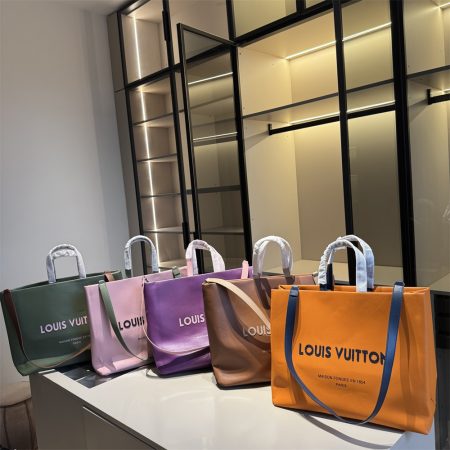 High quality Tote bag size:43*32*16cm LOV #30983