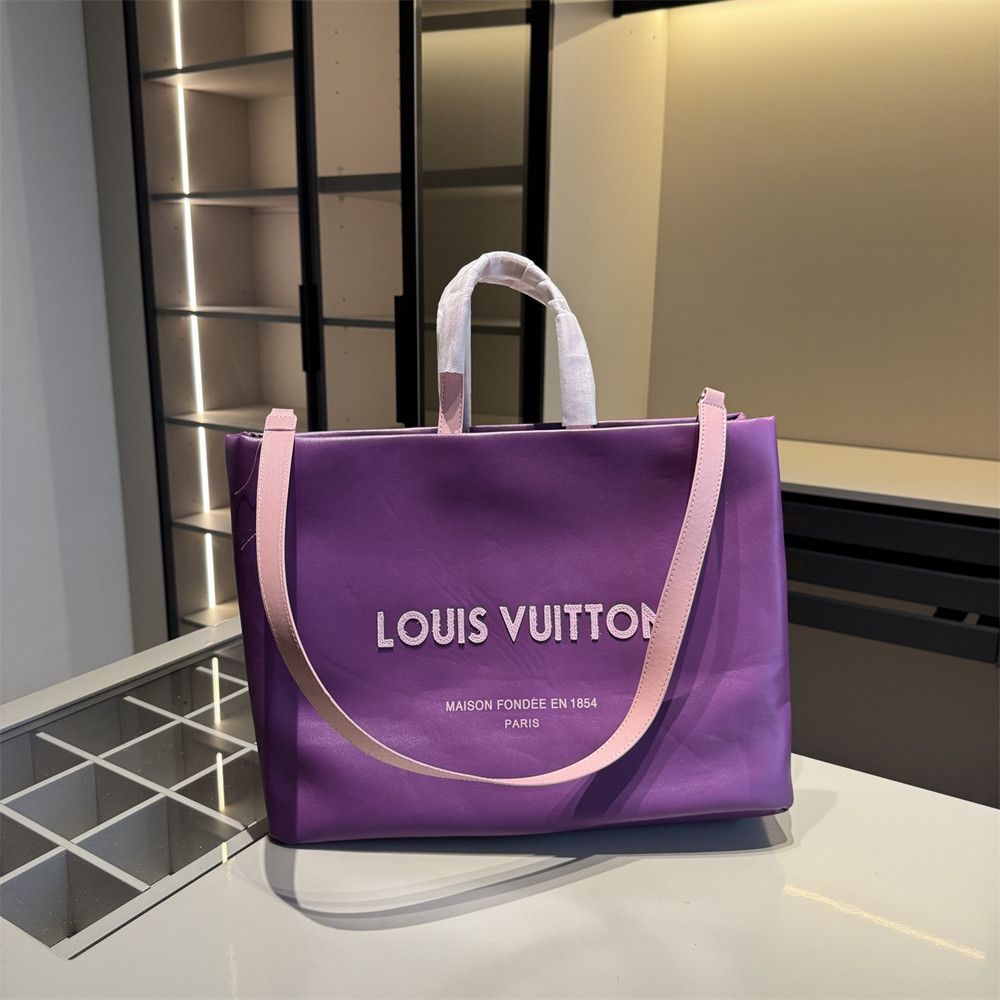 High quality Tote bag size:43*32*16cm LOV #30983 - Image 4