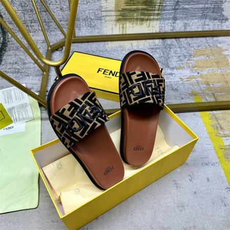 High quality couple slipper size:35-45 with box FEI #30984 - Image 3