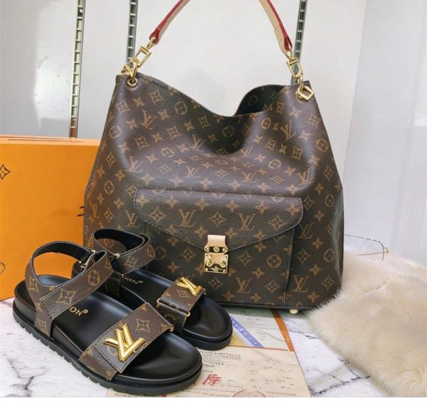 High quality slippers & shoulder bag free shipping LOV #30991
