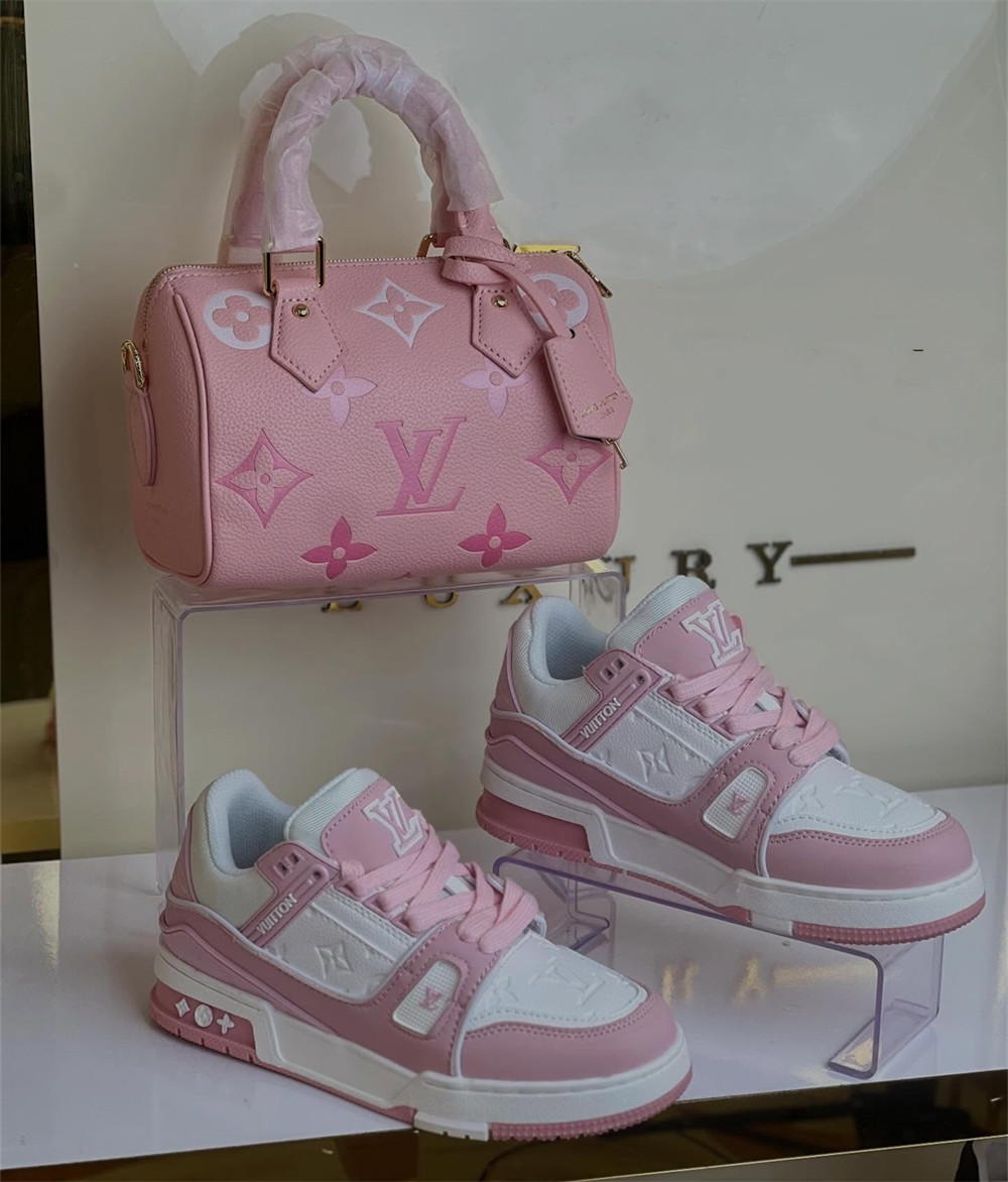 High quality sneakers & handbag set free shipping LOV #30995 - Image 1