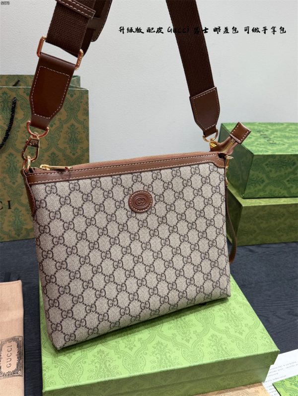 High quality messenger bag size:29*22cm GUI #31004