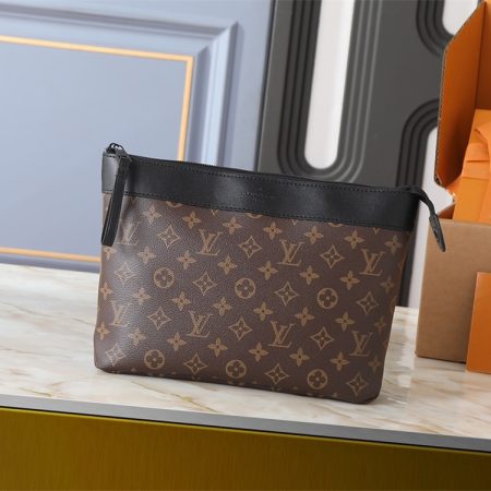 High quality handbag size:30*21*7.5cm LOV #31006 - Image 3