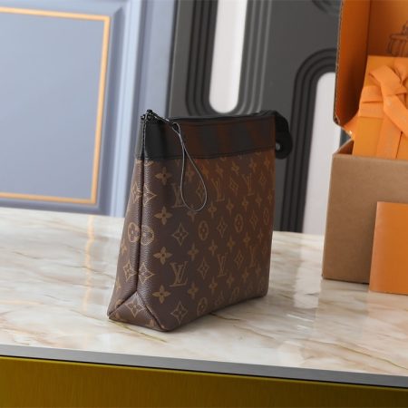 High quality handbag size:30*21*7.5cm LOV #31006 - Image 4