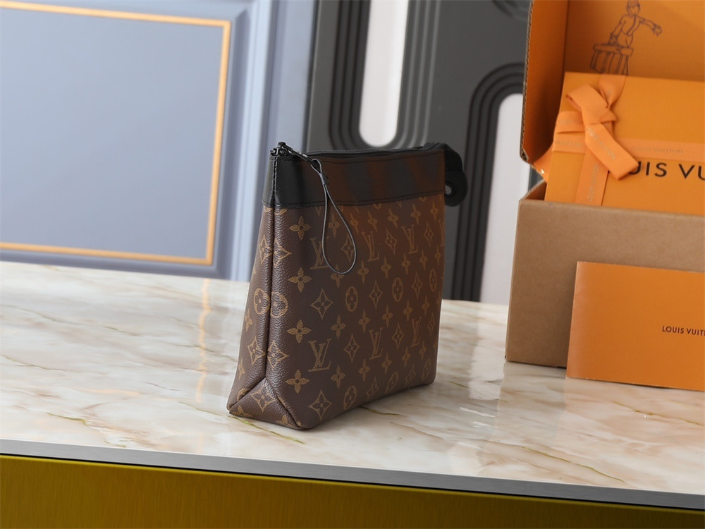 High quality handbag size:30*21*7.5cm LOV #31006 - Image 4