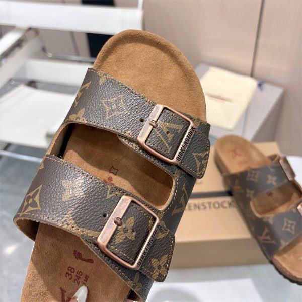 High quality couple slippers size:35-46 with box LOV #31025