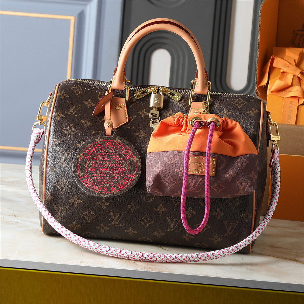 Top quality leather handbag speedy size:30*21cm LOV #31045 - Image 1