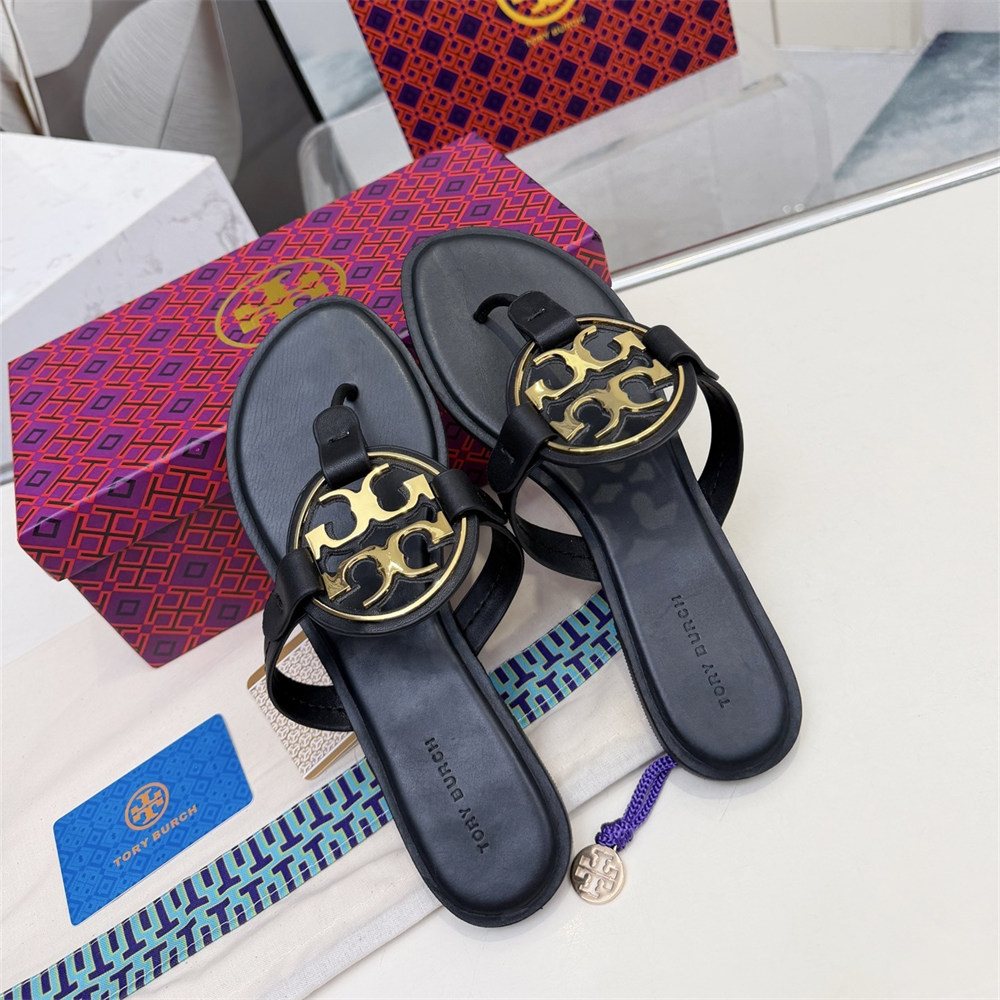 High quality slipper size:5-11 with box TOH #31092 - Image 3
