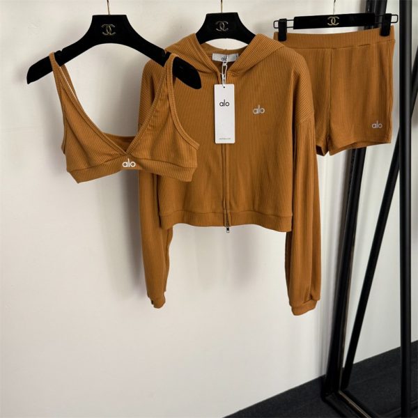 High quality Yoga suit size:S-XL ALO #31097