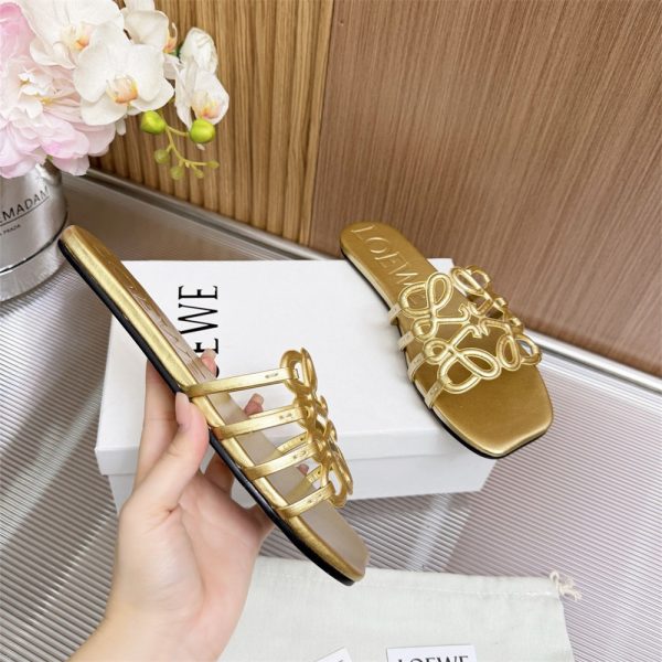 High quality slipper size:5-12 with box LOW #31114
