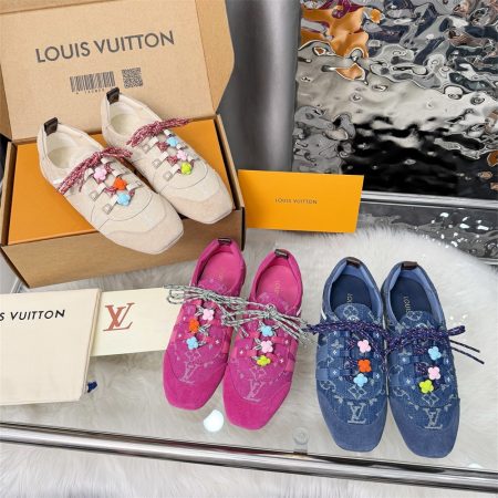 High quality sneaker size:5-10 with box free shipping LOV #31115