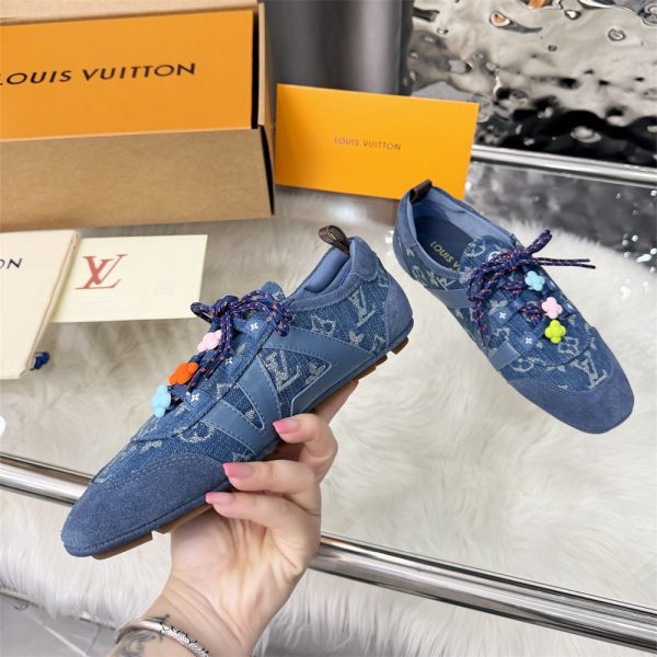 High quality sneaker size:5-10 with box free shipping LOV #31115