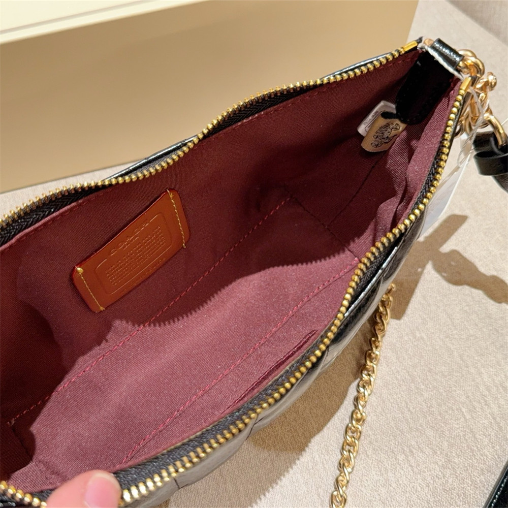 High quality shoulder bag size:21*12*9cm COH #31118 - Image 5