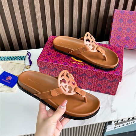 High quality slipper size:5-9 with box TOH #31122 - Image 2