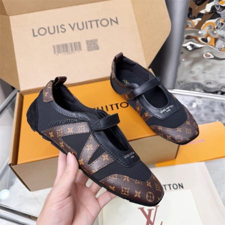 High quality sneaker size:5-10 with box free shipping LOV #31125 - Image 2