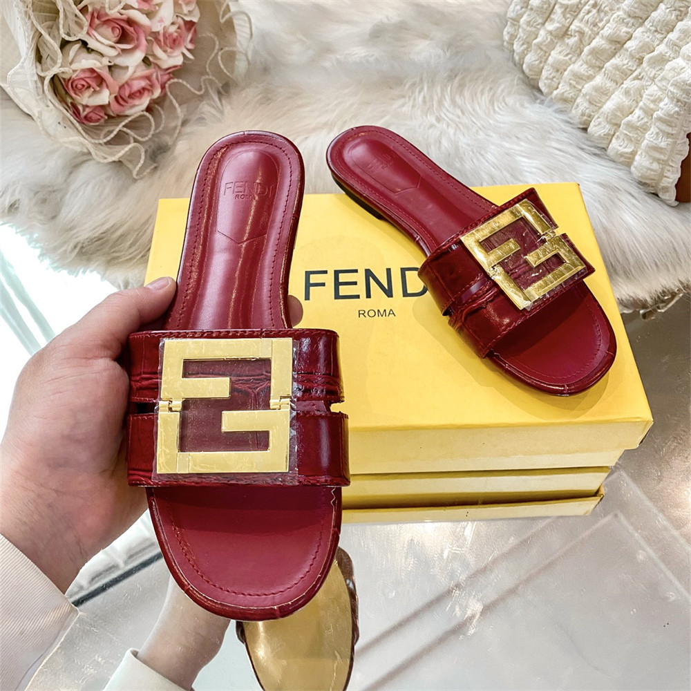 High quality slipper size:5-11 with box FEI #31129 - Image 2