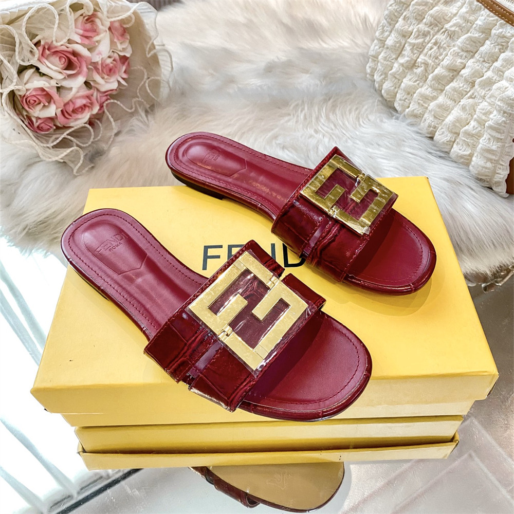 High quality slipper size:5-11 with box FEI #31129 - Image 3