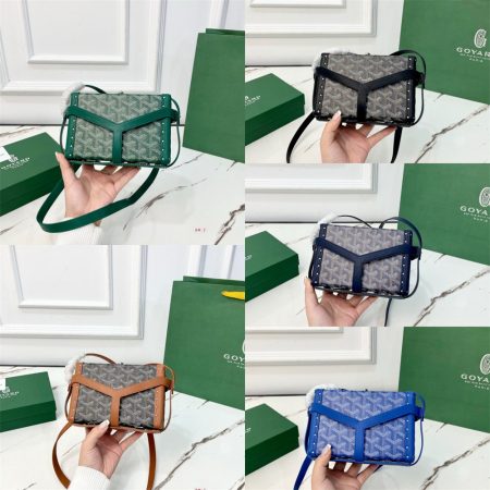 High quality makeup bag size:17*5.5*11.5cm GOY #31132
