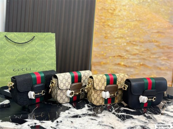 High quality shoulder bag size:22*15cm GUI #31133