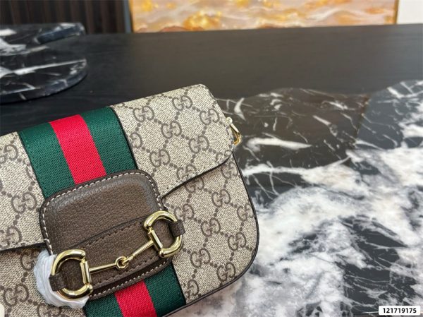 High quality shoulder bag size:22*15cm GUI #31133