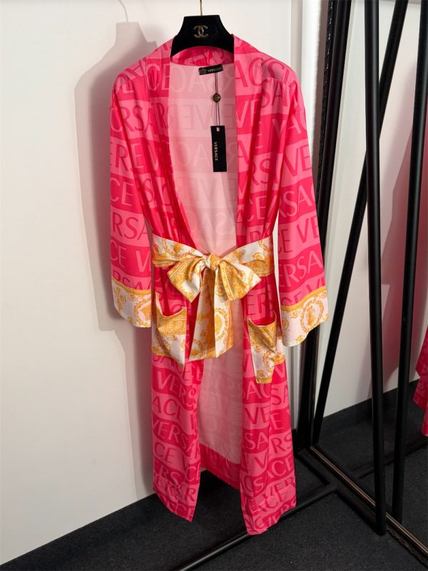 High quality robe free size VEE #31139