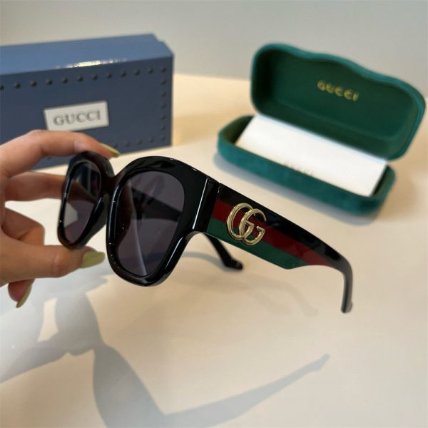 High quality sunglass with box GUI #31153