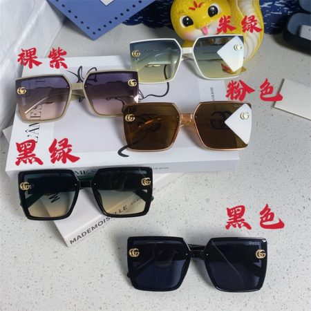 High quality sunglass with box GUI #31155 - Image 5
