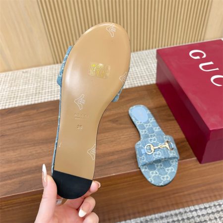 High quality slippers size:5-12 with box GUI #31167 - Image 3