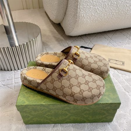 High quality couple slipper size:5-13 with box GUI #31172 - Image 3