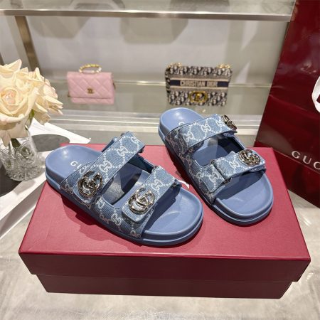High quality slipper size:5-9 with box GUI #31182 - Image 2