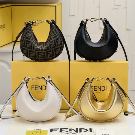 High quality shoulder bag size:20cm FEI #31192