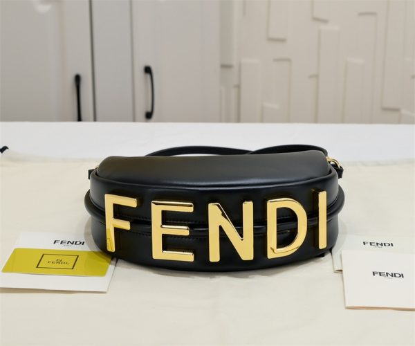 High quality shoulder bag size:20cm FEI #31192