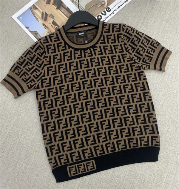 High quality T-shirt sweater size:S-L FEI #31196