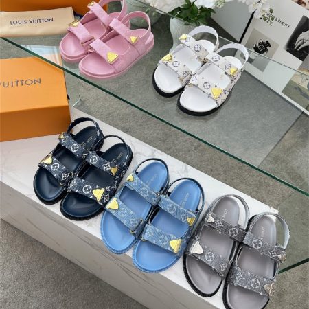 High quality sandals size:5-11 with box LOV #31200
