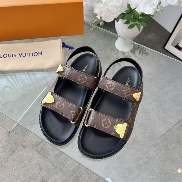 High quality sandals size:5-11 with box LOV #31201