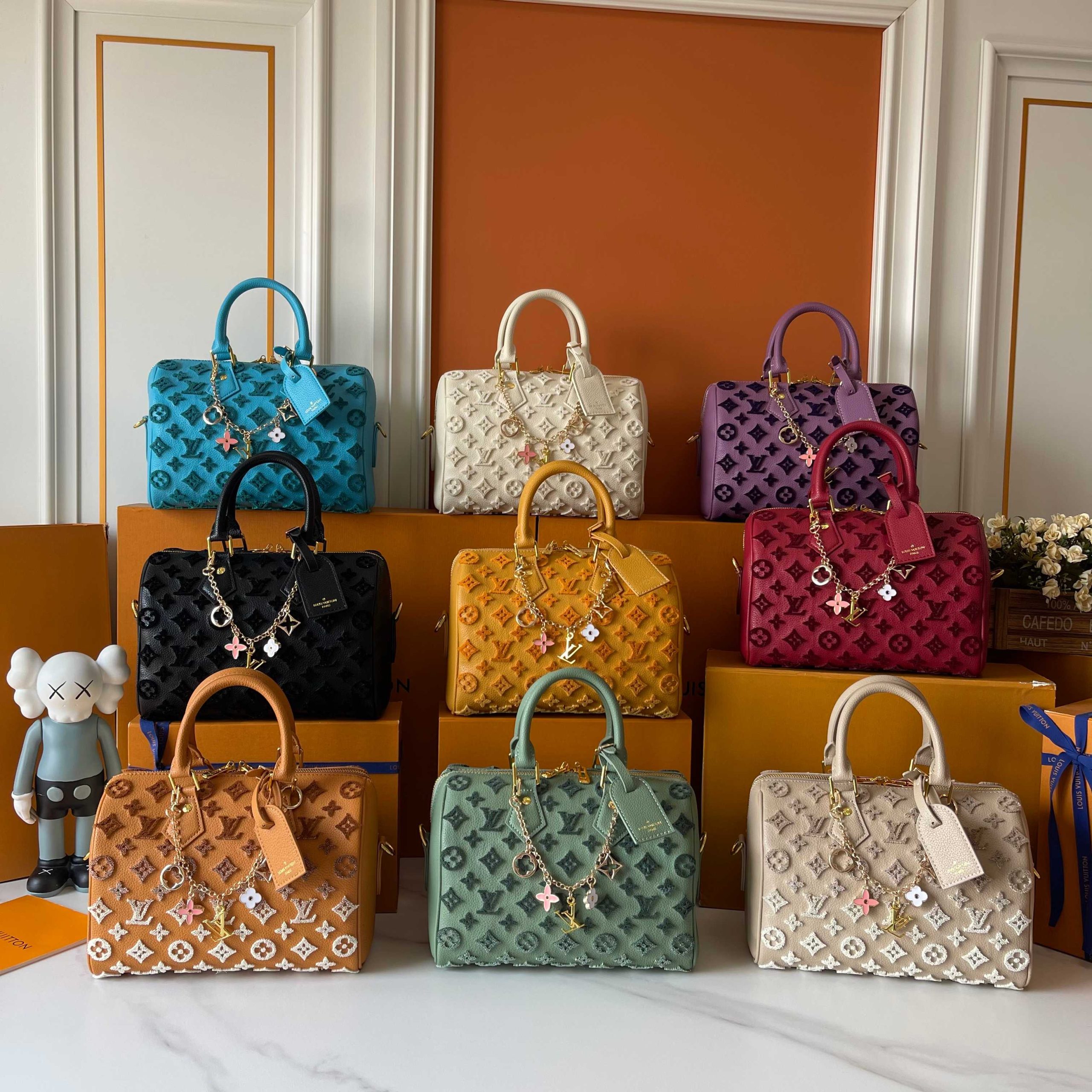 Top quality leather handbag speedy size:25*15*15cm LOV #31208 - Image 2