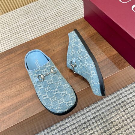 High quality slipper size:5-10 with box GUI #31217 - Image 2