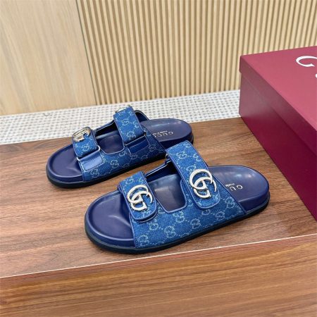 High quality slipper size:5-10 with box GUI #31218 - Image 2