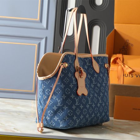Top quality Tote bag size:31*28cm LOV #31222 - Image 4