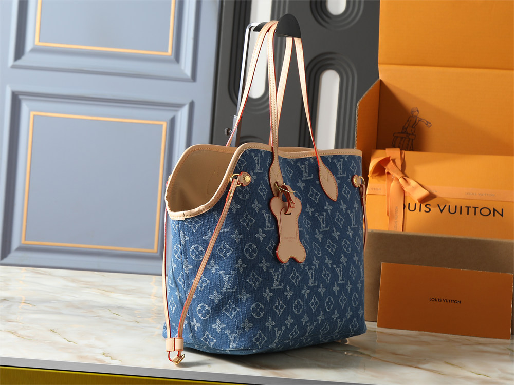 Top quality Tote bag size:31*28cm LOV #31222 - Image 4
