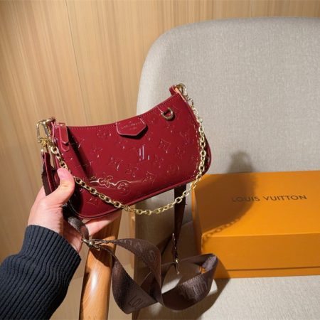 High quality shoulder bag size:22*13*3cm LOV #31232 - Image 3