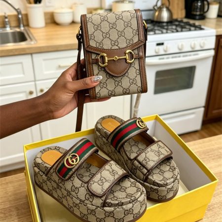 High quality slippers & shoulder bag free shipping GUI #31240