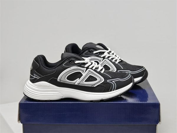 High quality couple sneaker size:5-11 with box free shipping DIR #31245