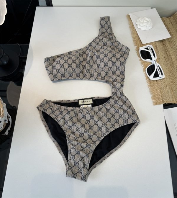 High quality swimsuit size:S-XL CHL #31255